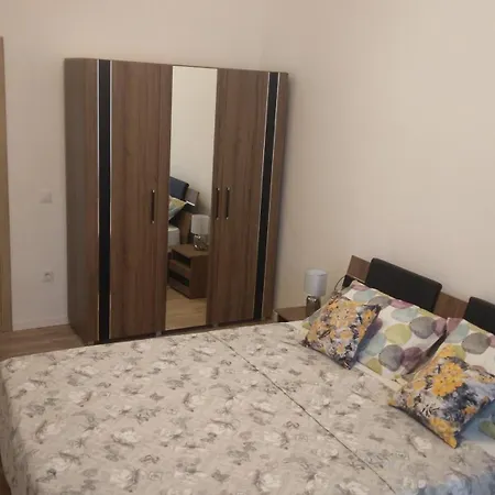 Grand House Apartamento